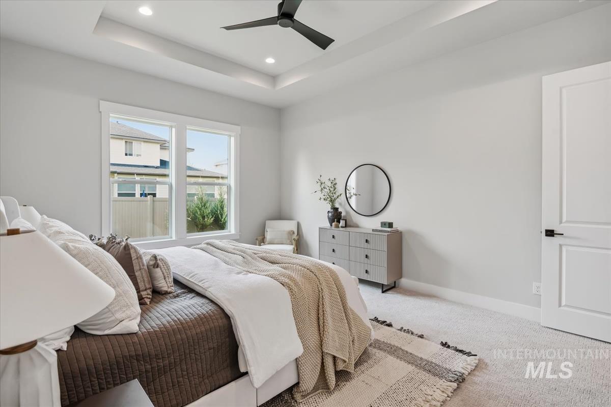 2147 E Blakehurst Ave.