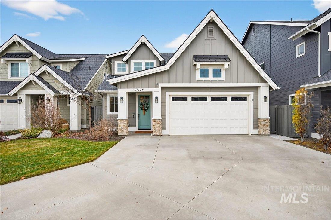 3575 E Berghan Ct