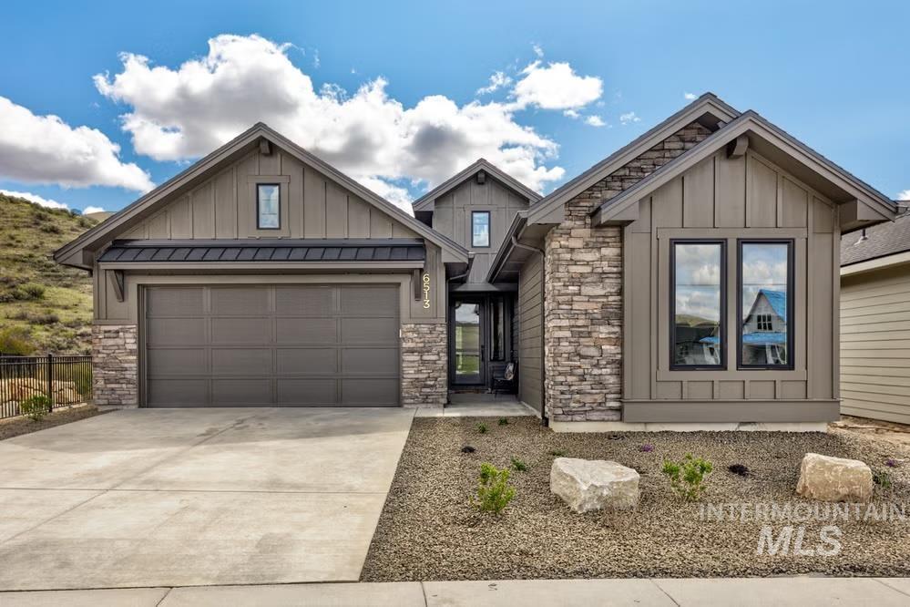 2135 E Sweet Pearl