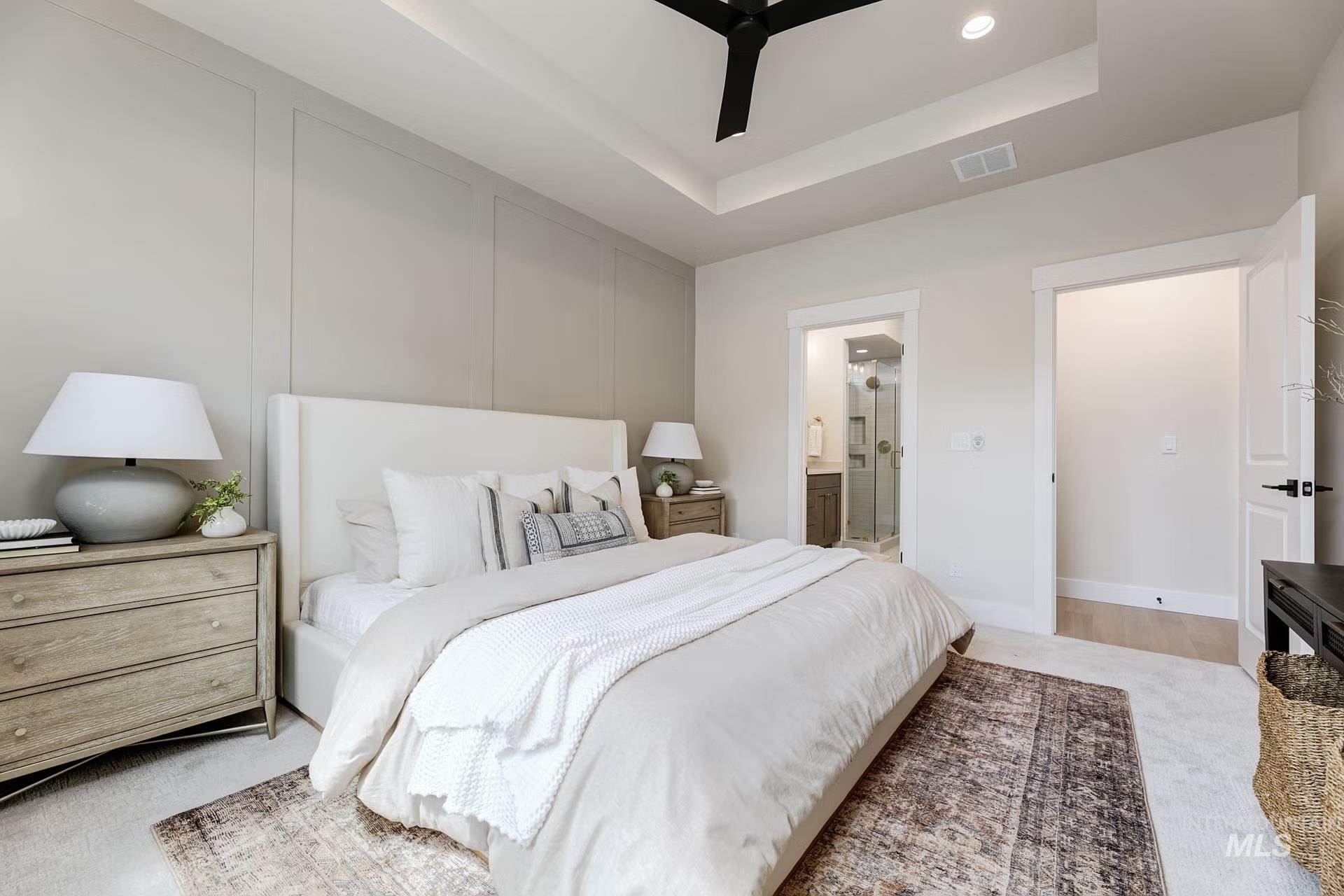 2135 E Sweet Pearl
