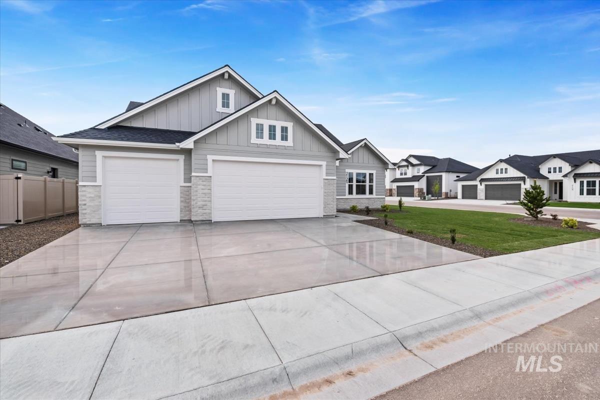 2125 E Padstow St.