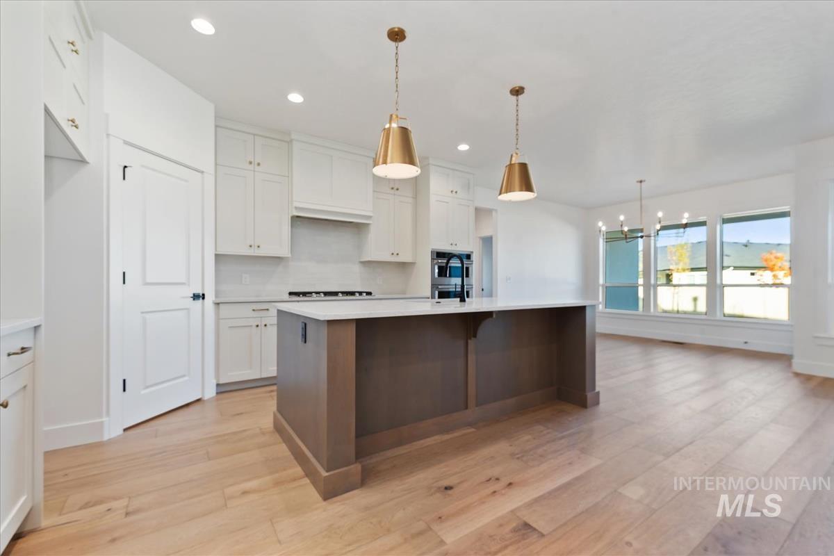 2211 N Ryde Ave.