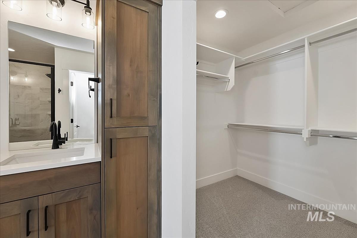 776 S Calhoun Ln.