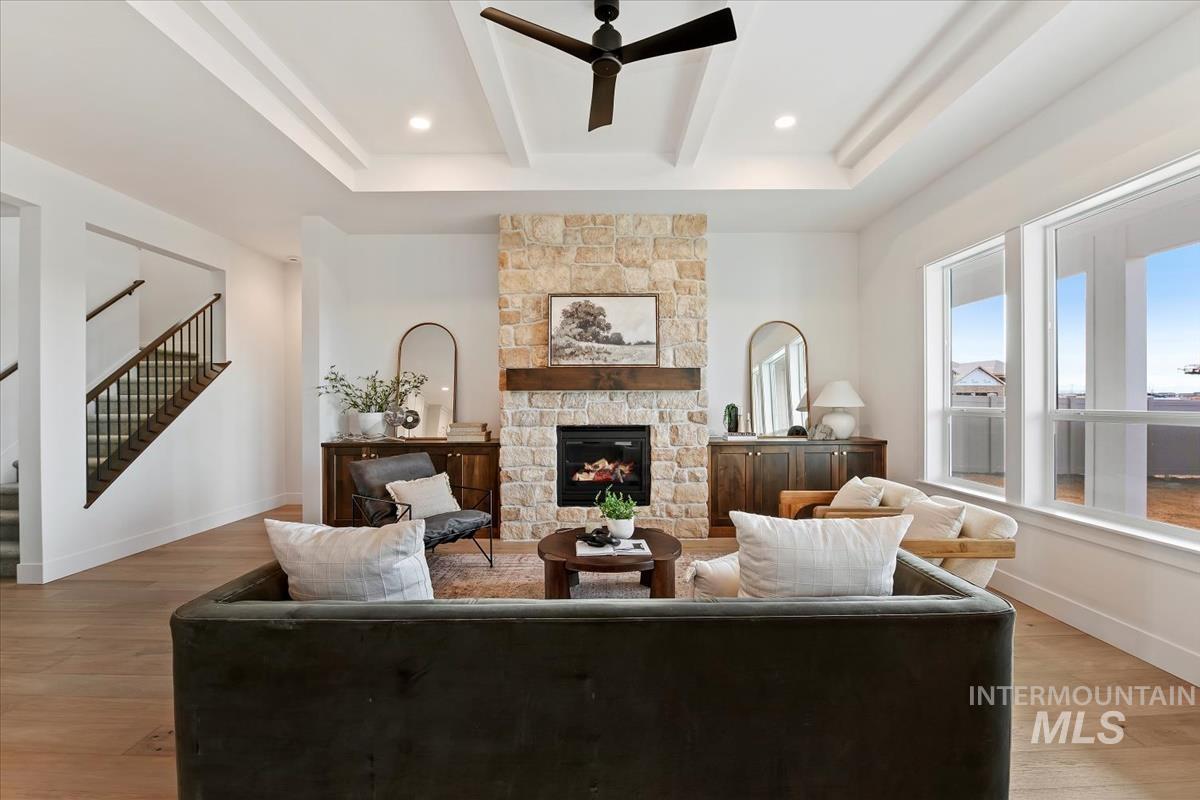 771 W Oak Springs Drive