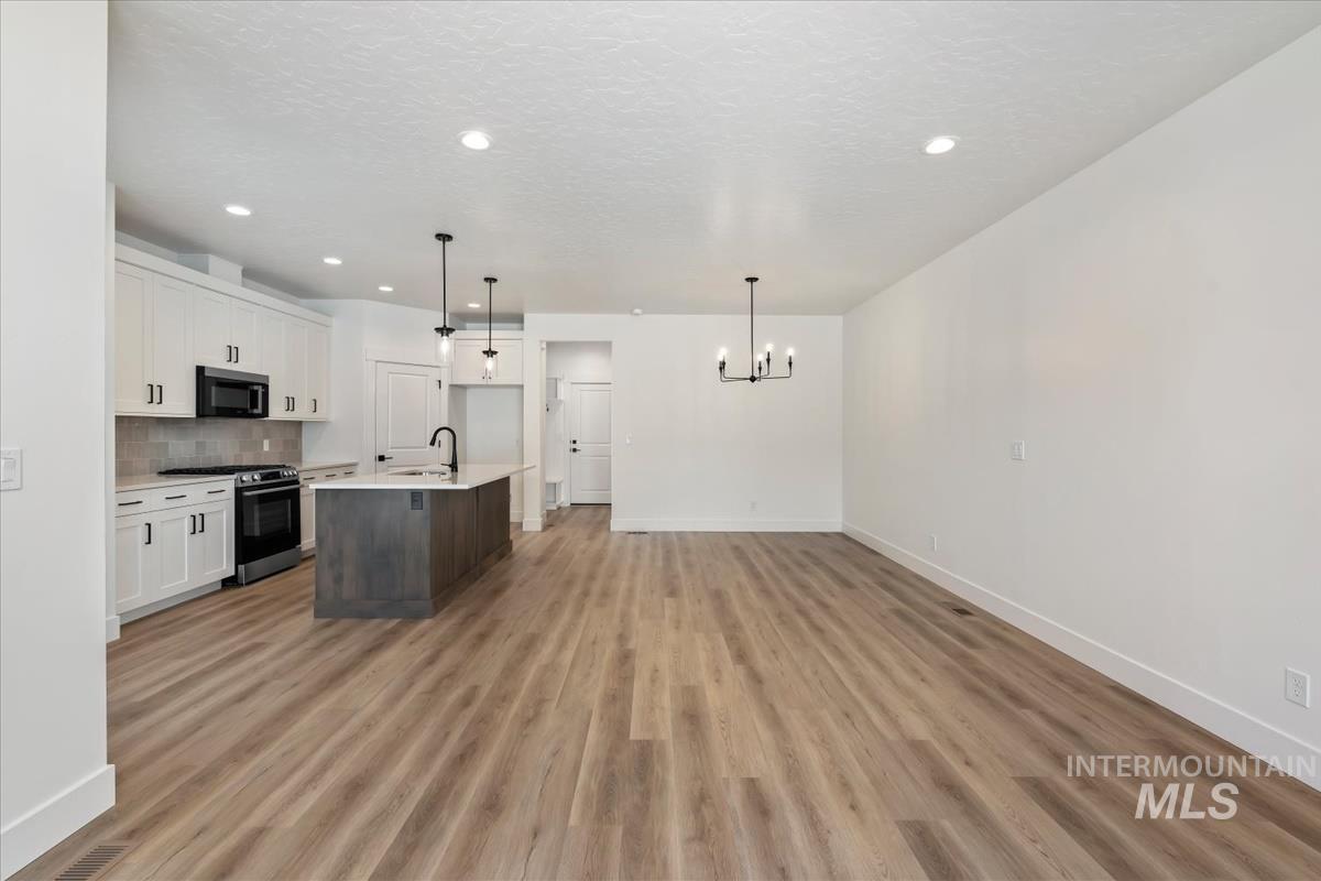 768 S Calhoun Ln.