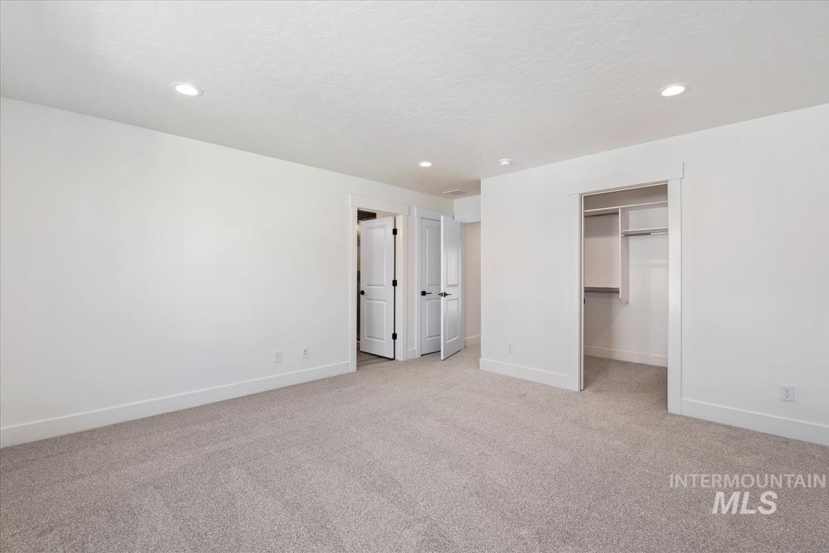 768 S Calhoun Ln.