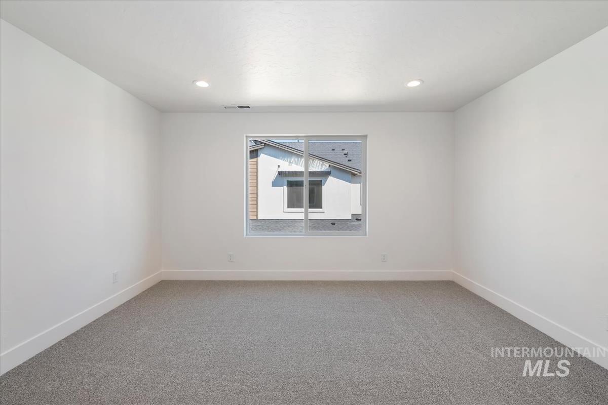 768 S Calhoun Ln.