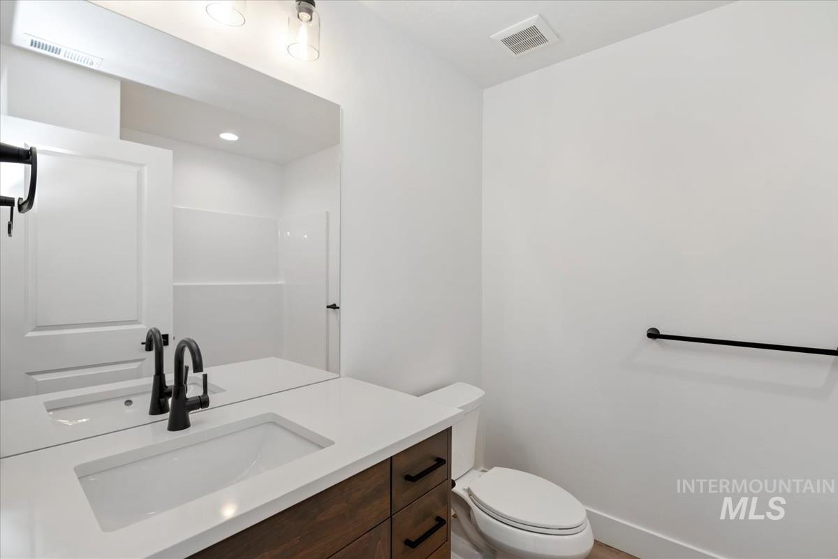 768 S Calhoun Ln.