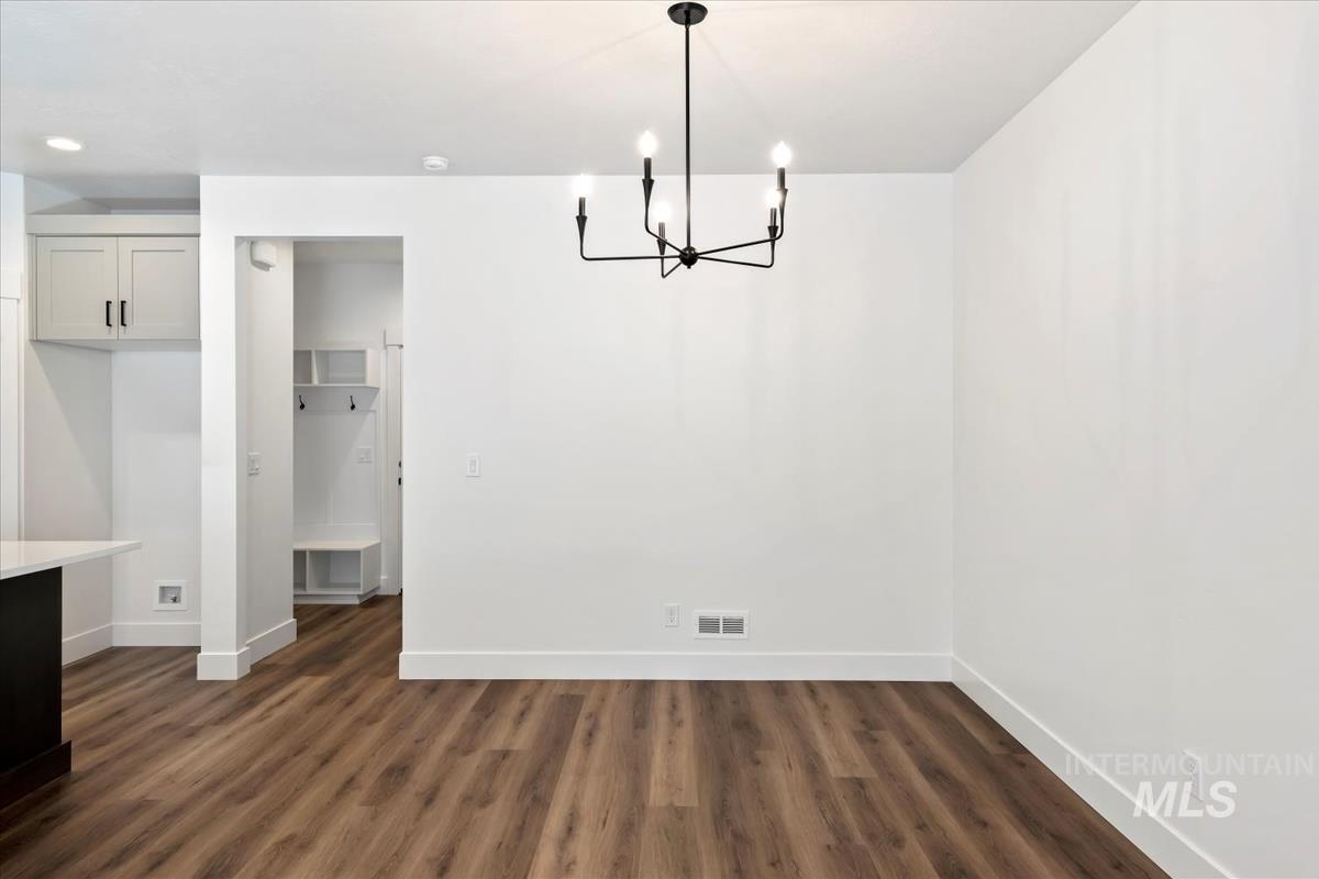 752 S Calhoun