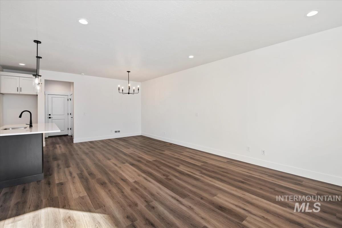 752 S Calhoun