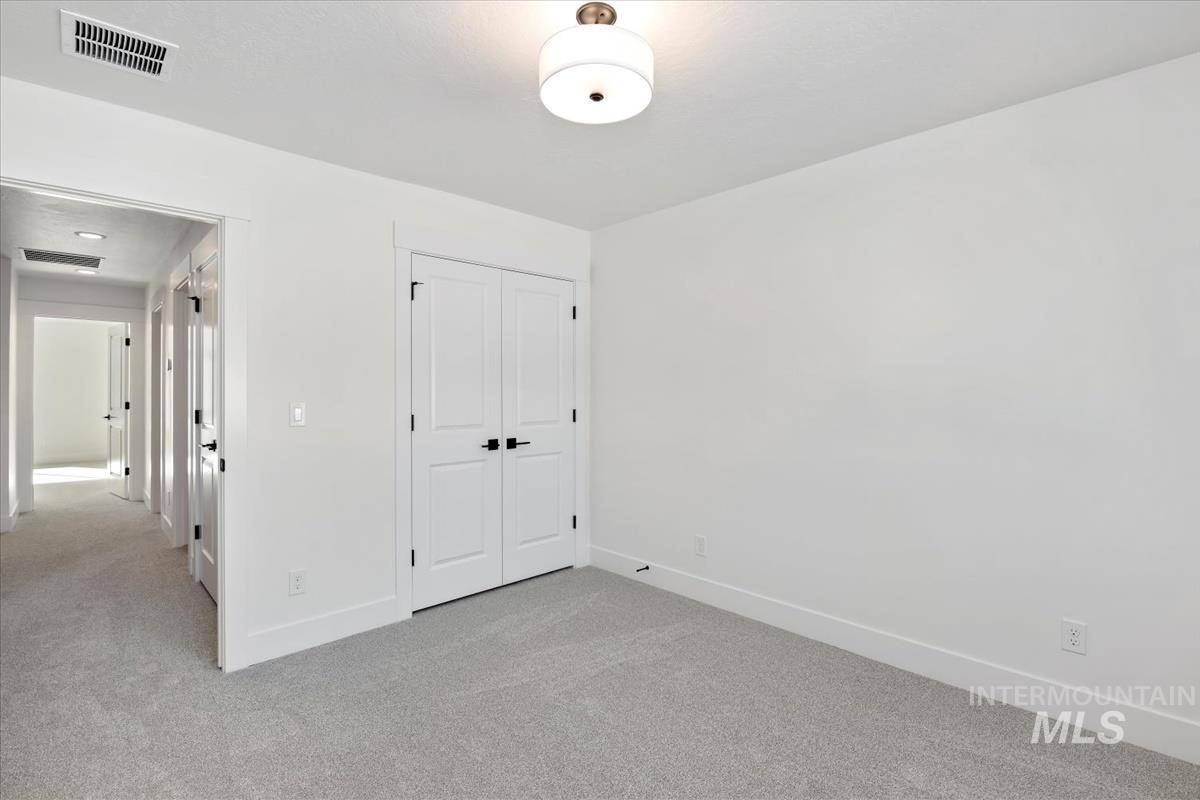 752 S Calhoun