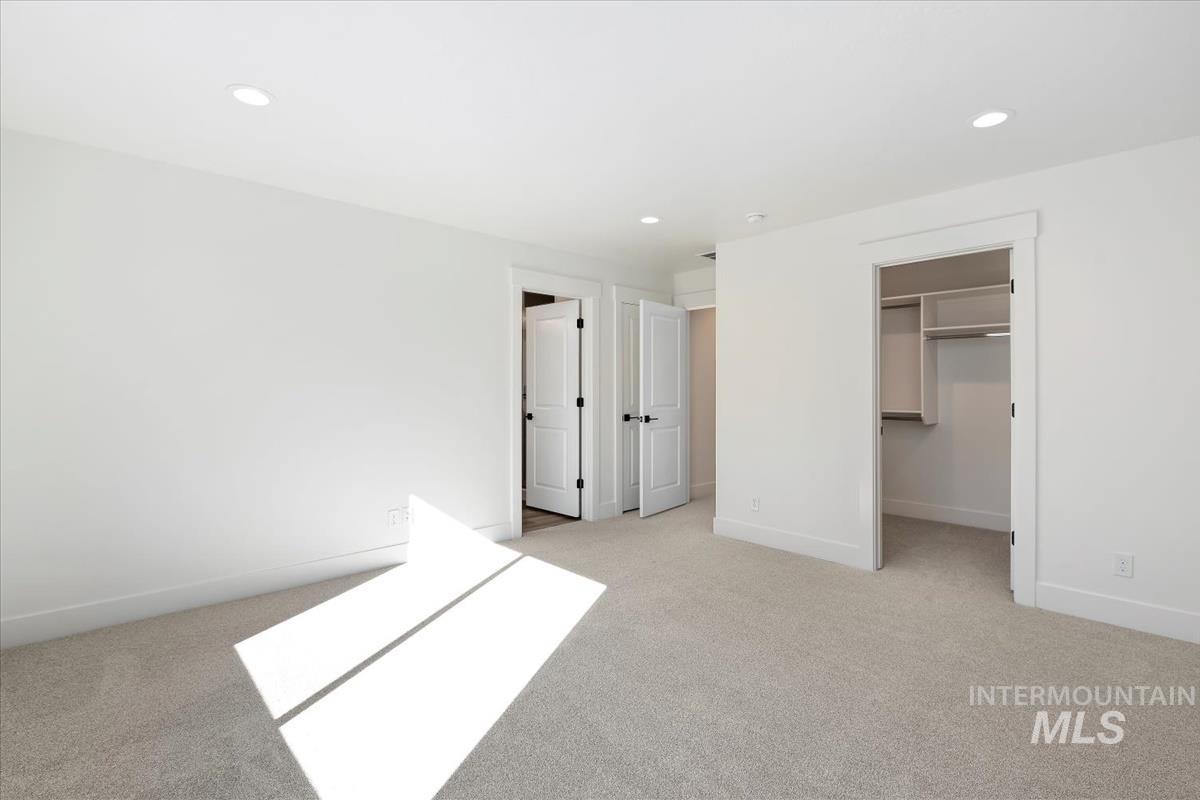 752 S Calhoun