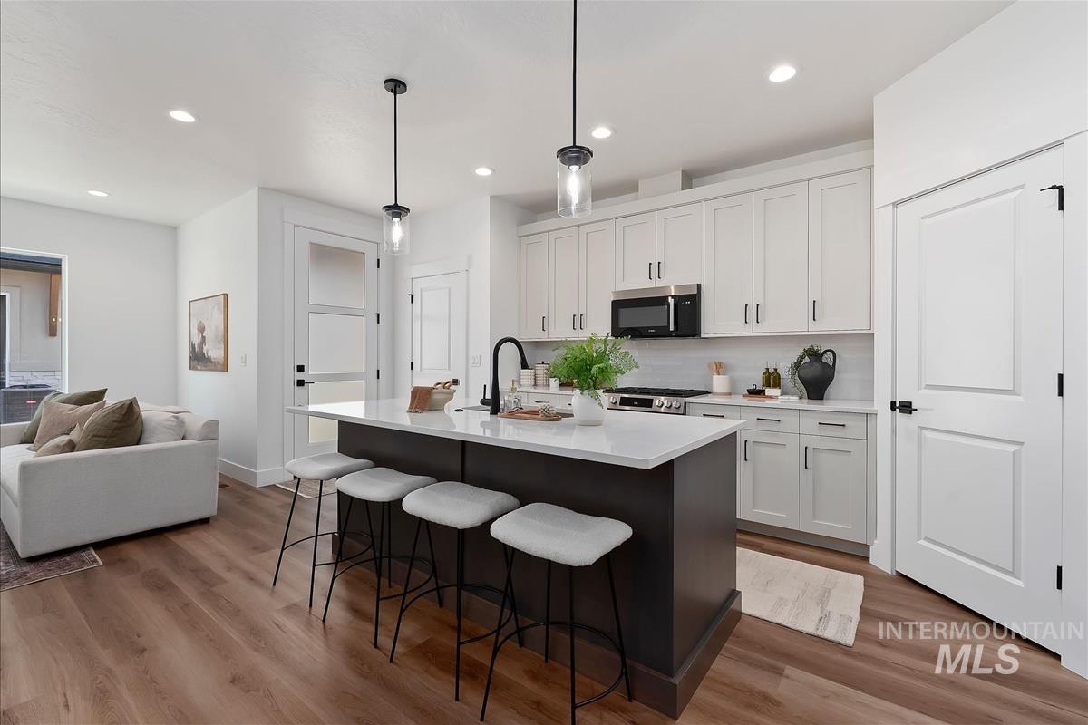 752 S Calhoun