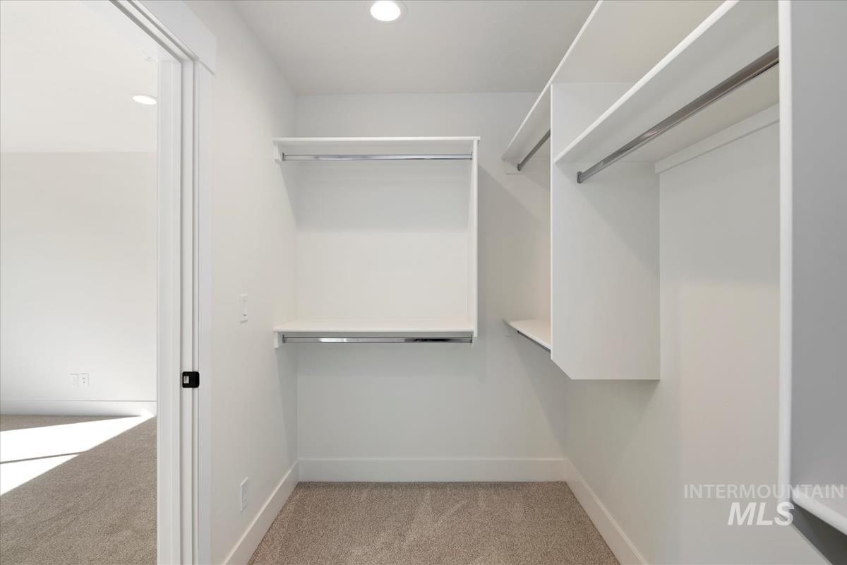 752 S Calhoun