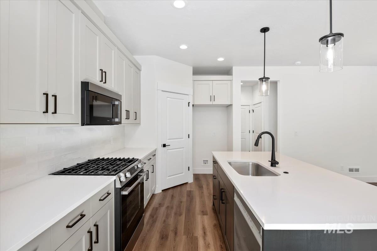 752 S Calhoun