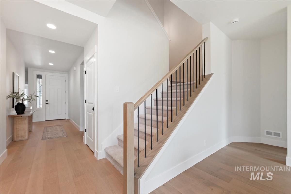 2166 E Rodeo St.