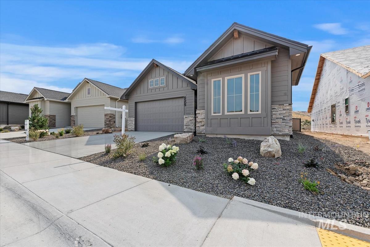 2166 E Rodeo St.