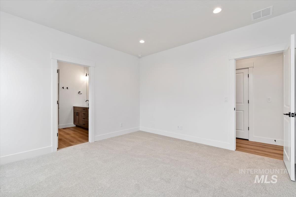 732 S Calhoun Ln.