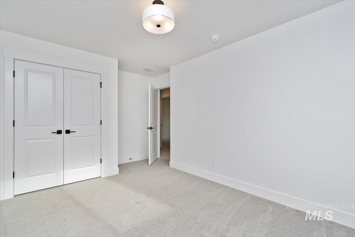 732 S Calhoun Ln.