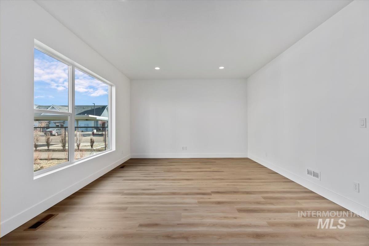 732 S Calhoun Ln.