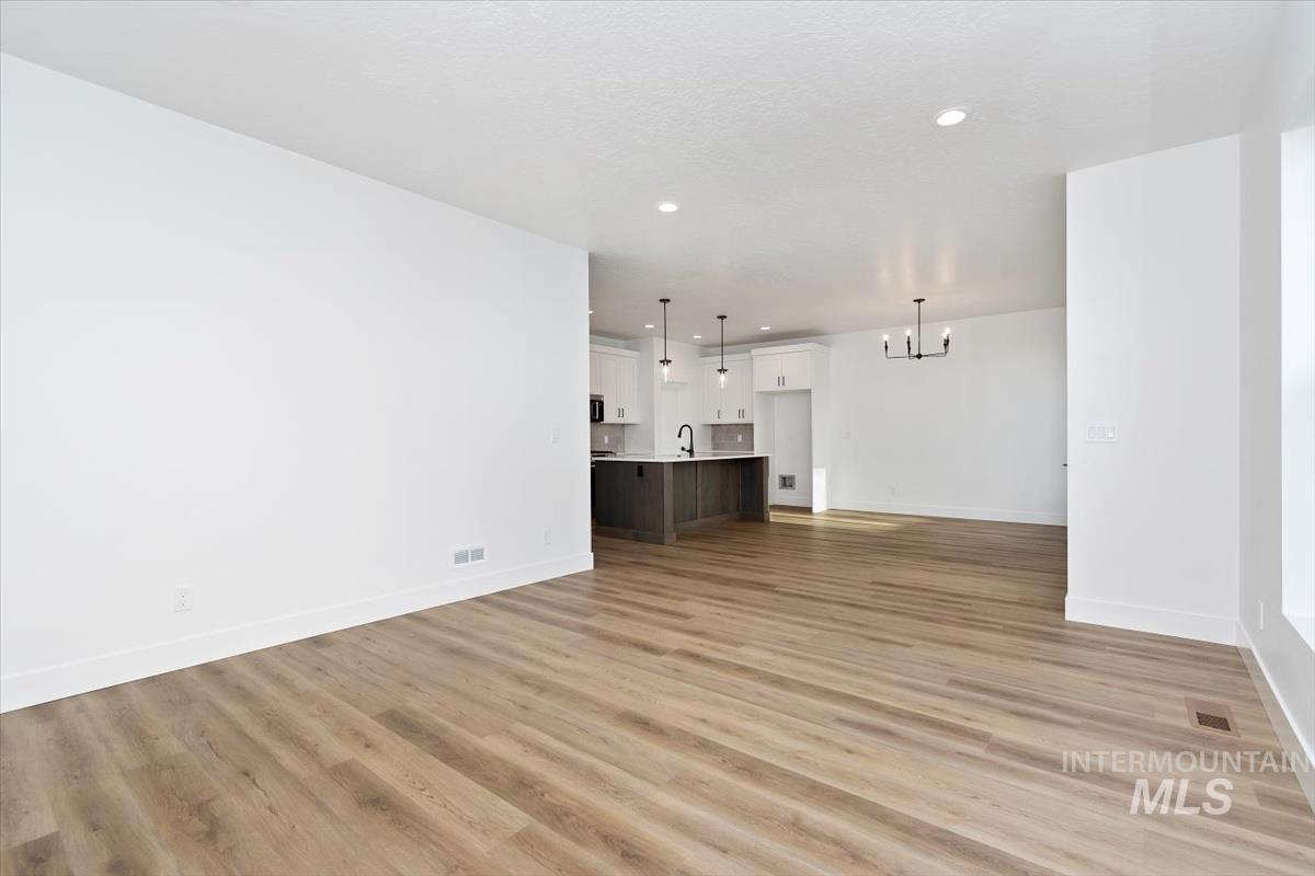 732 S Calhoun Ln.