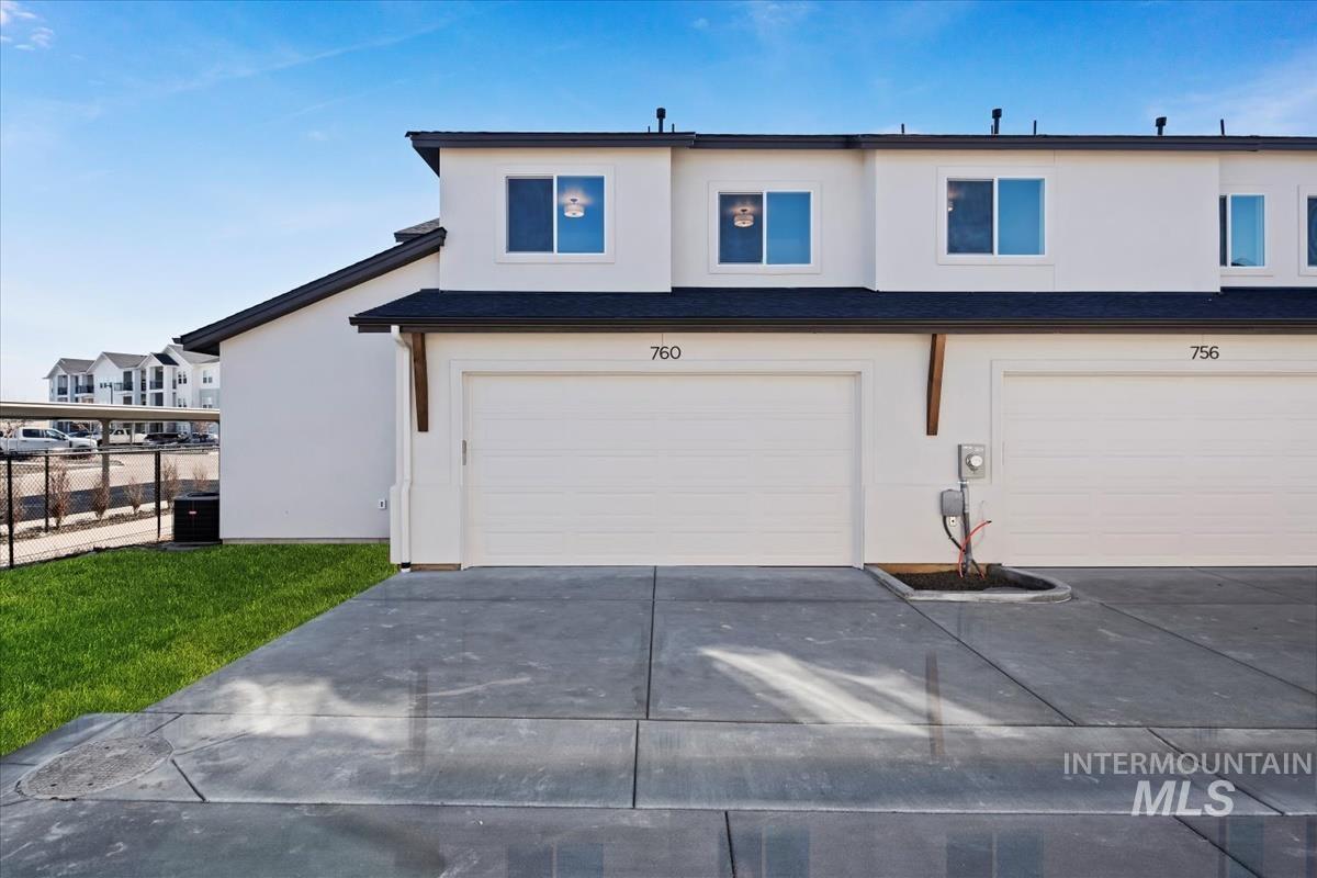732 S Calhoun Ln.