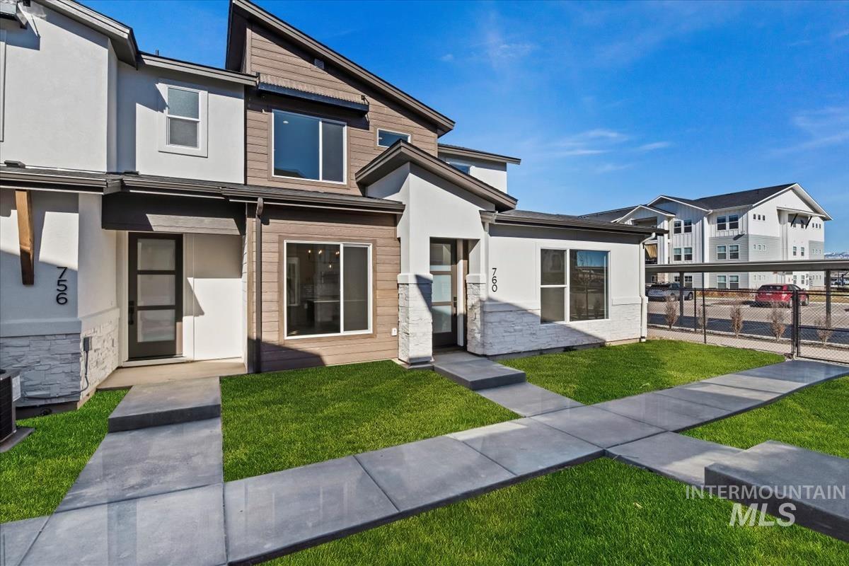 732 S Calhoun Ln.