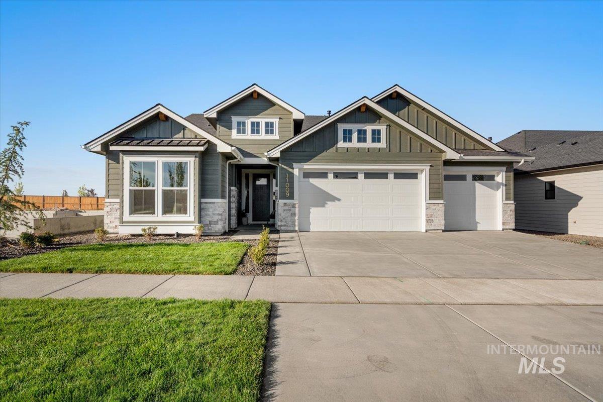 1935 W Smokey Lake Dr Meridian ID