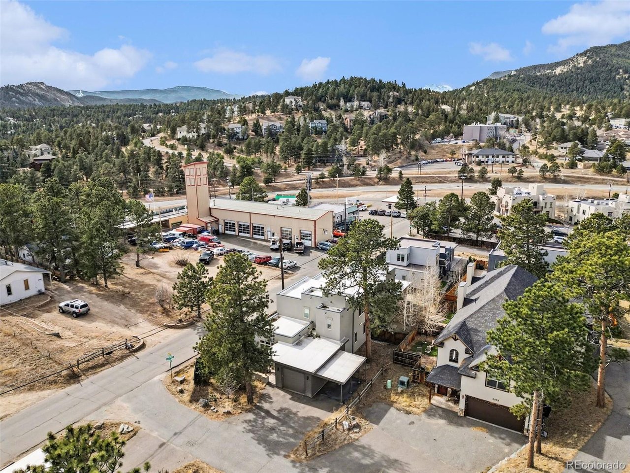 3069 Bergen Point Trl