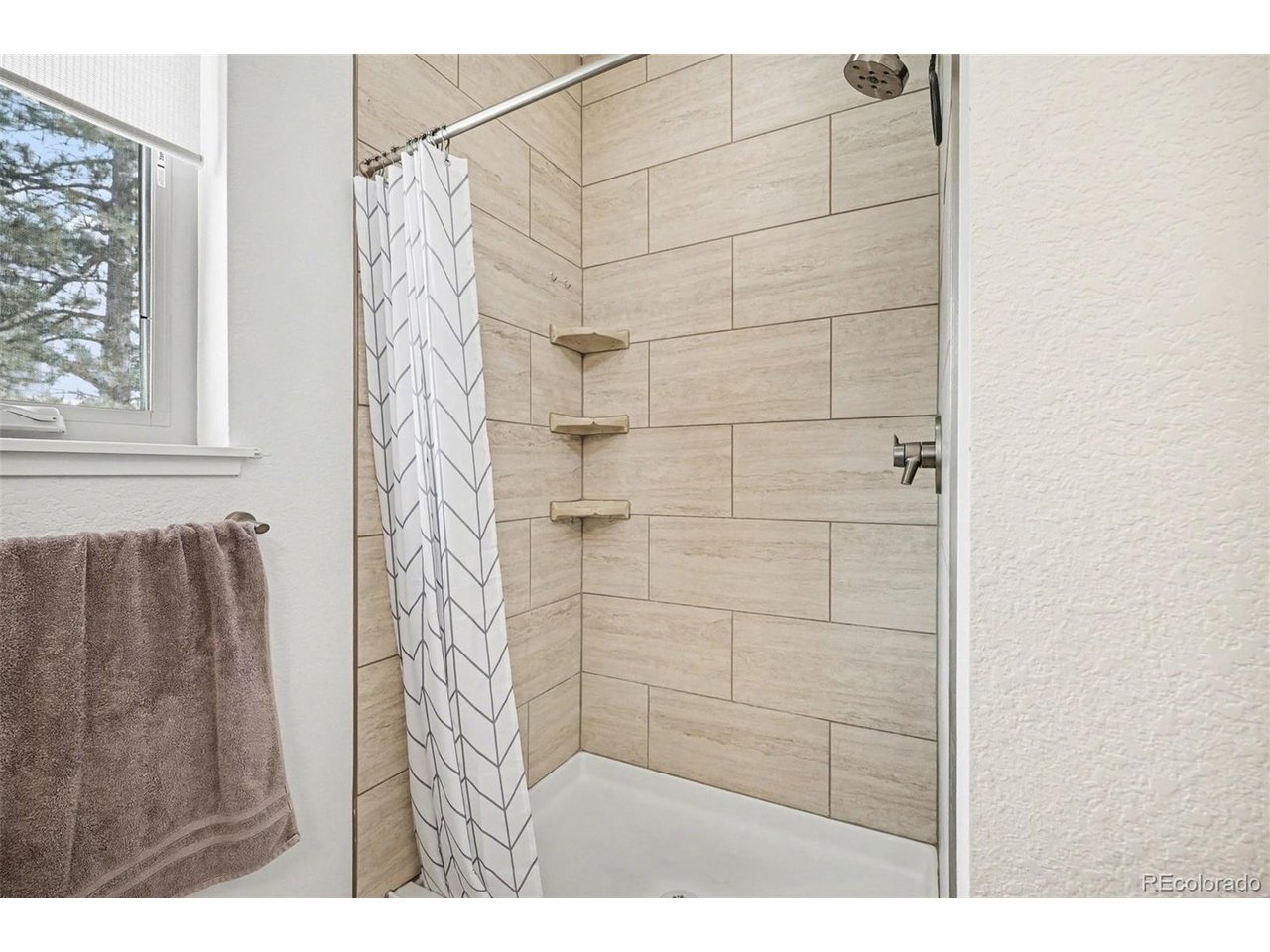 3069 Bergen Point Trl