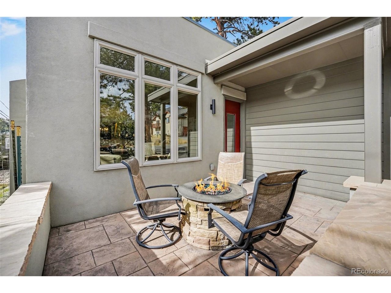 3069 Bergen Point Trl