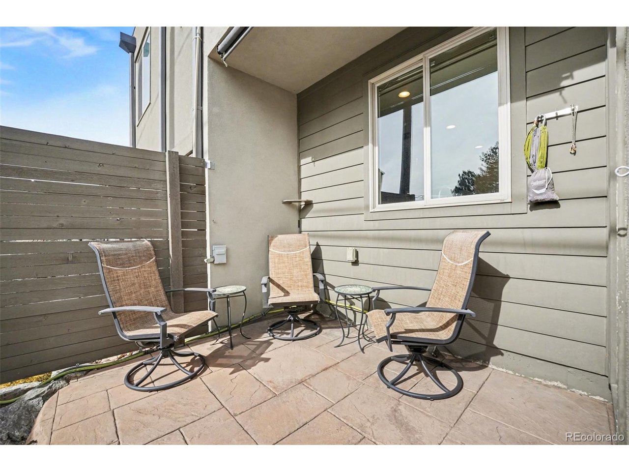 3069 Bergen Point Trl