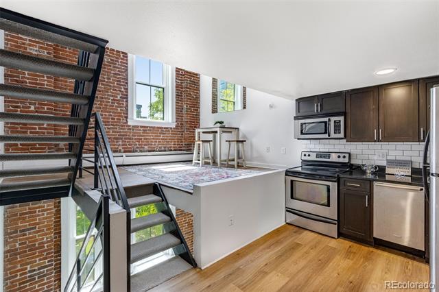 2193 Arapahoe Street Unit: 15