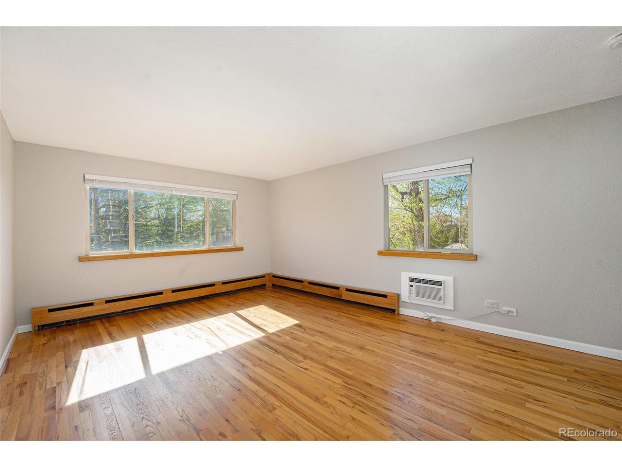 1144 N Ogden St 304