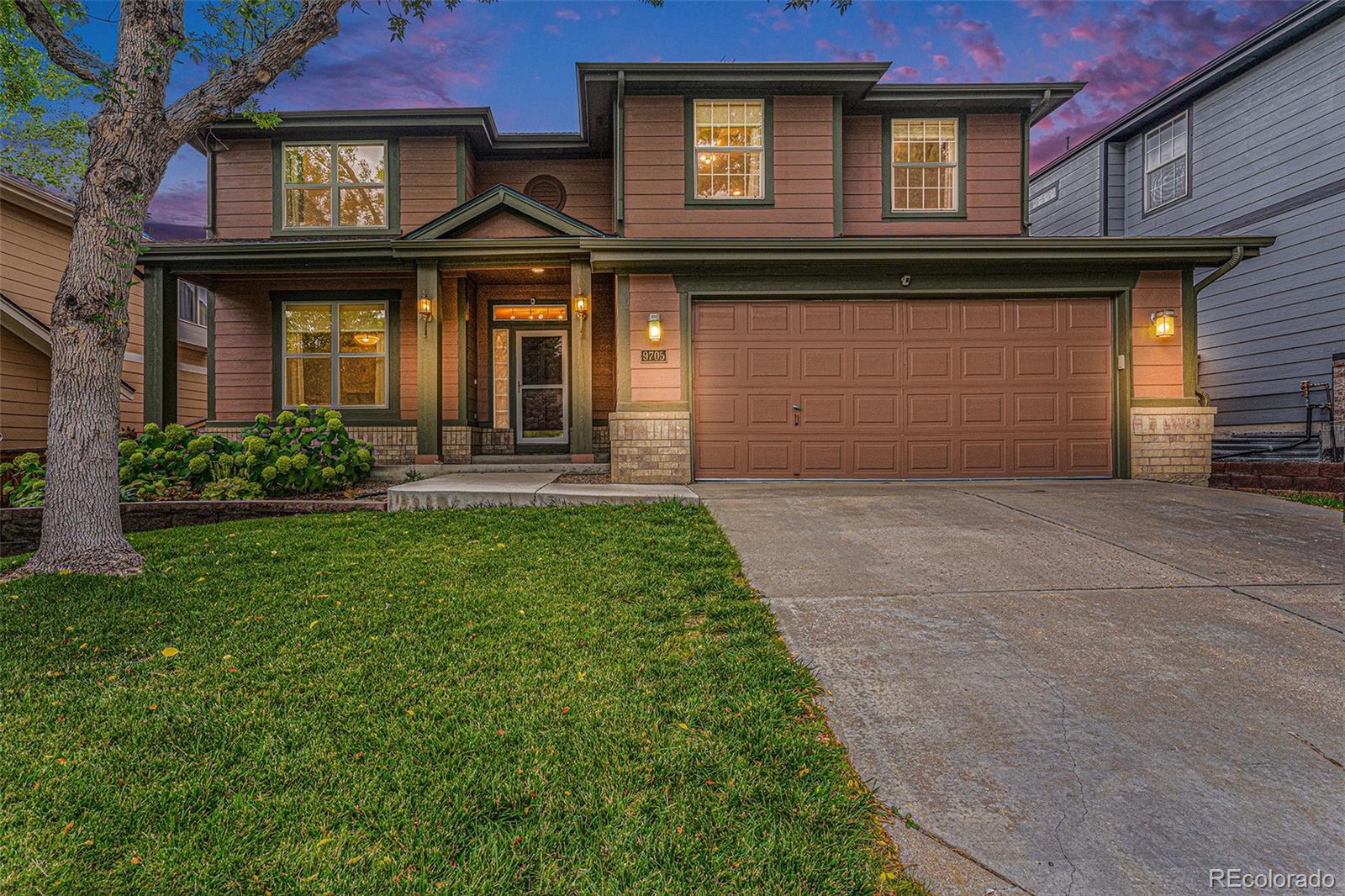 9705 Carr Circle