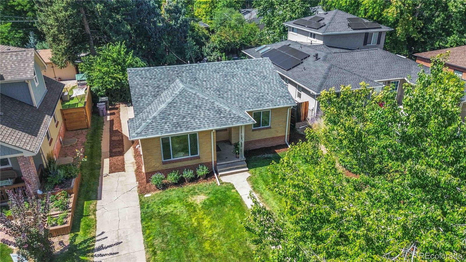 635 Olive Street