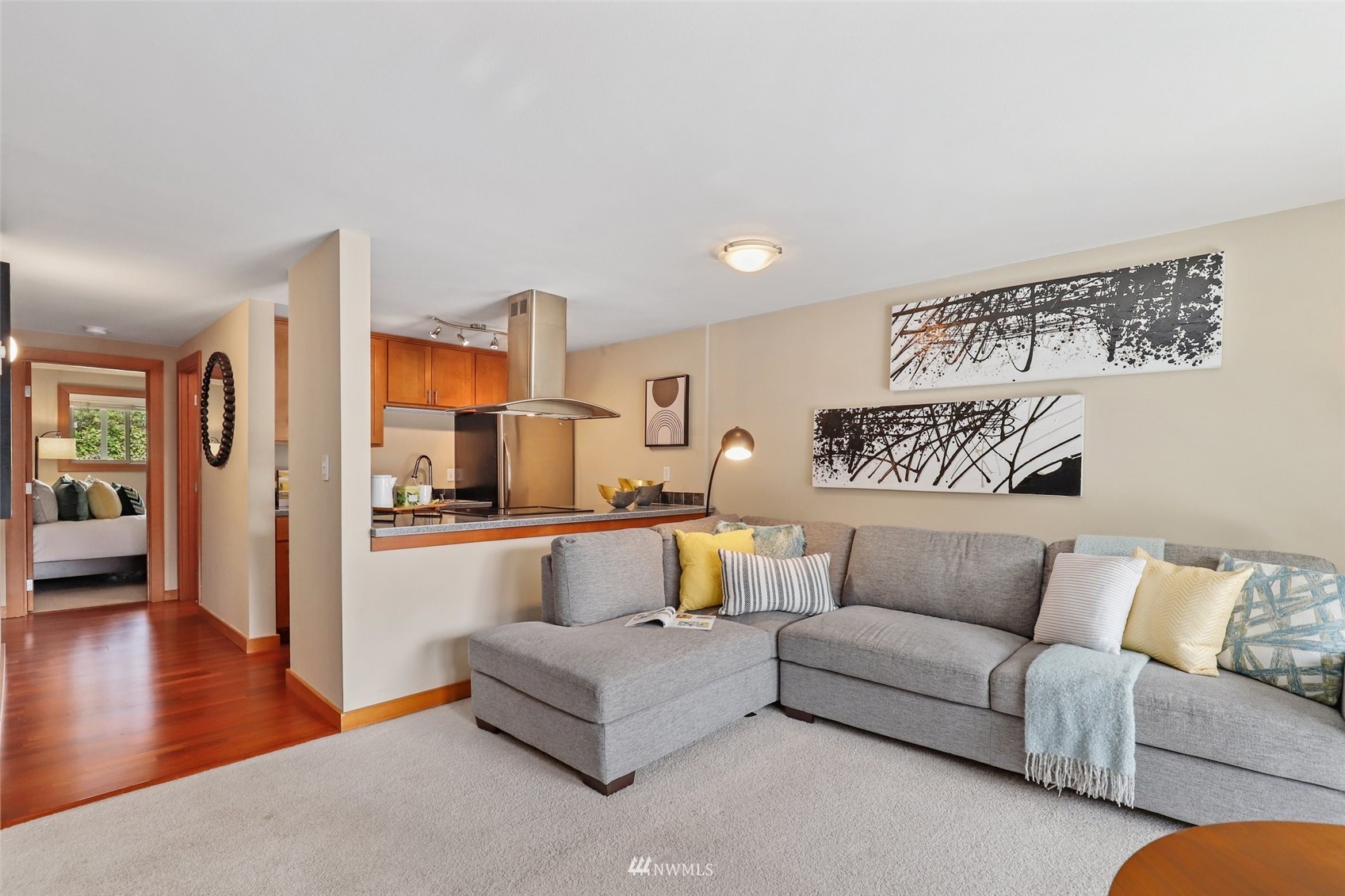 1730 Taylor Avenue N Unit: 305