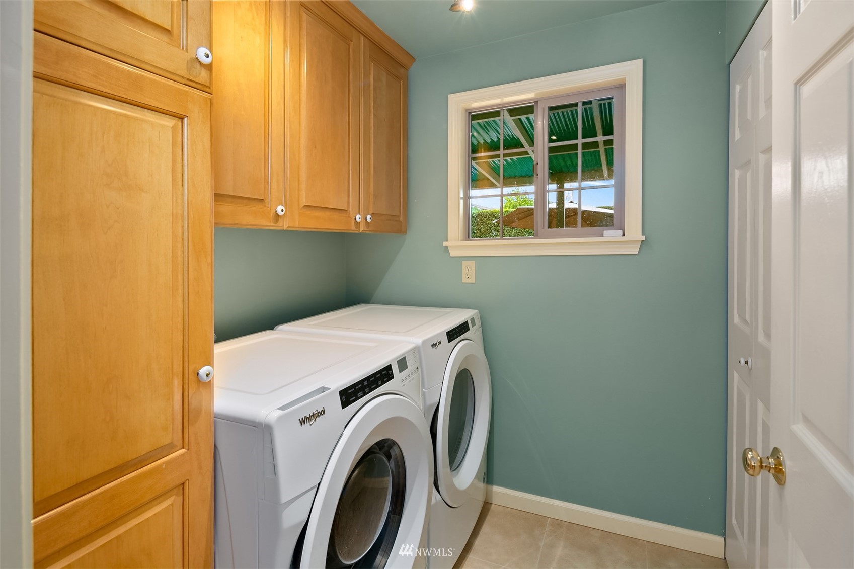 552 S 158th Street