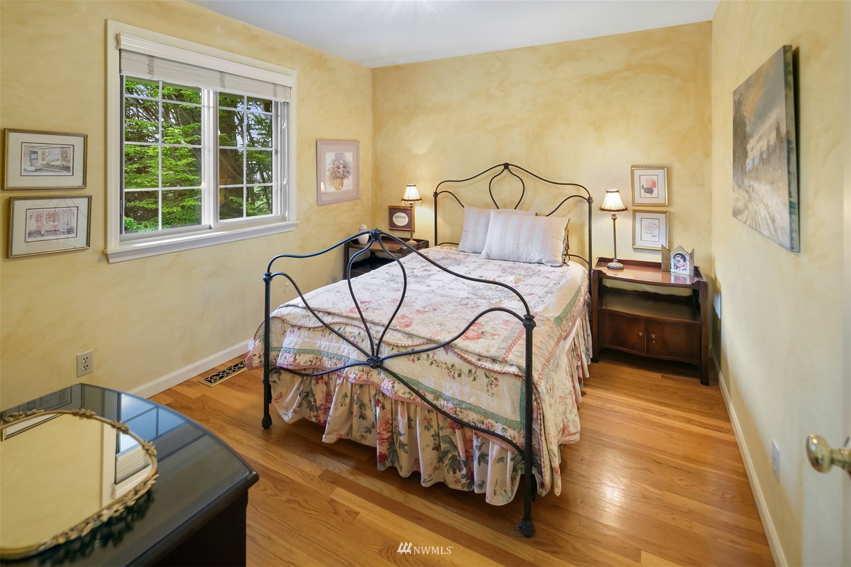 552 S 158th Street