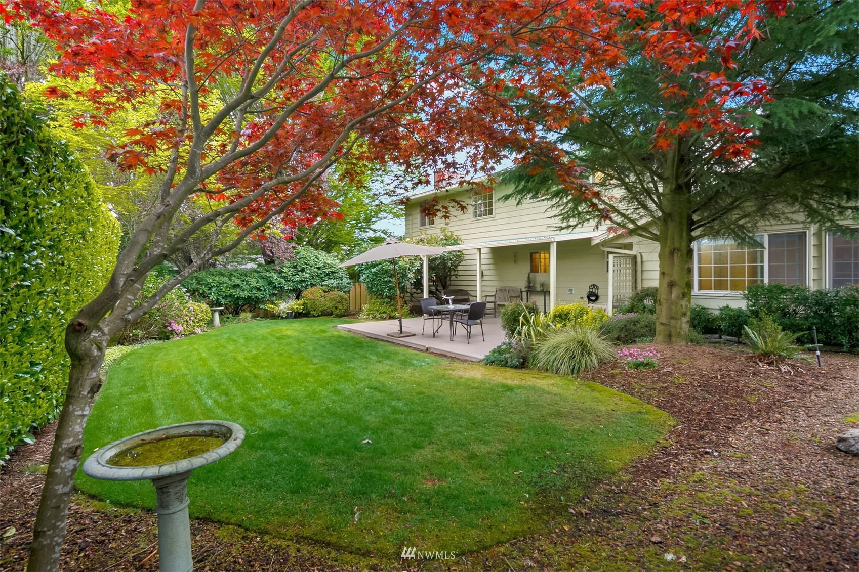 552 S 158th Street