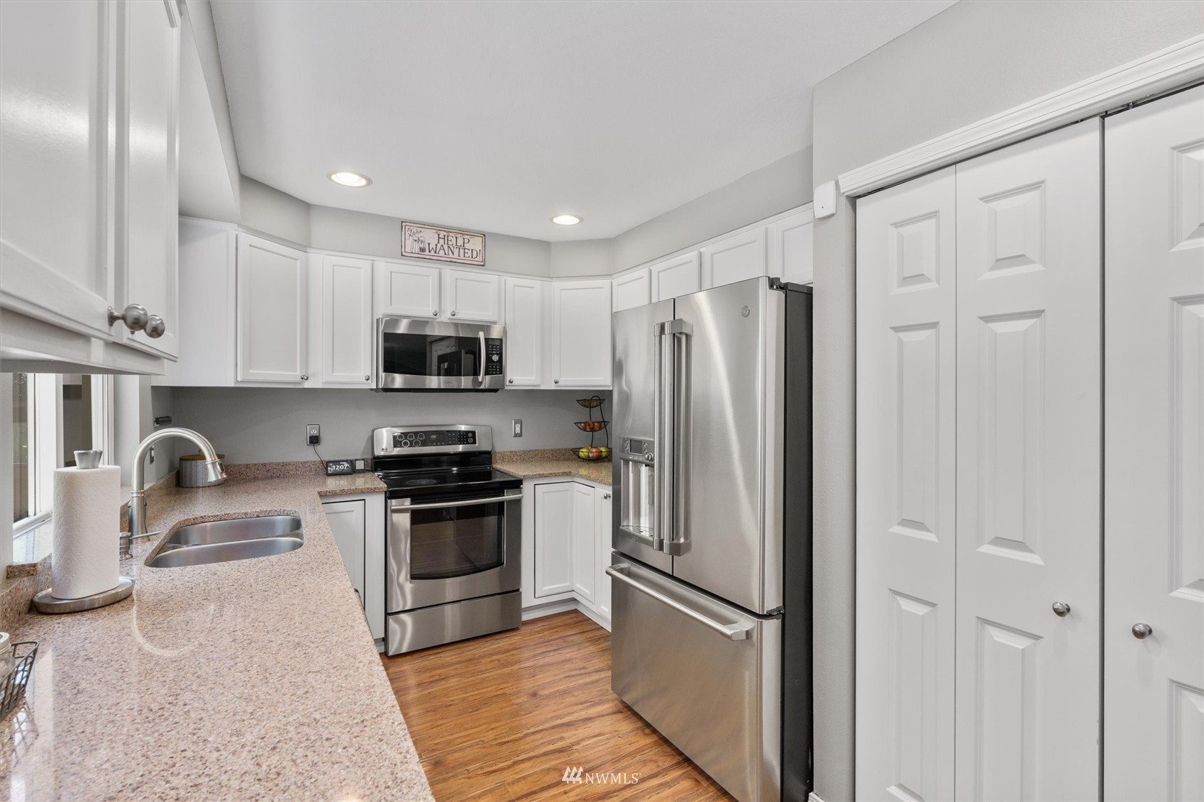 2907 124th Avenue NE