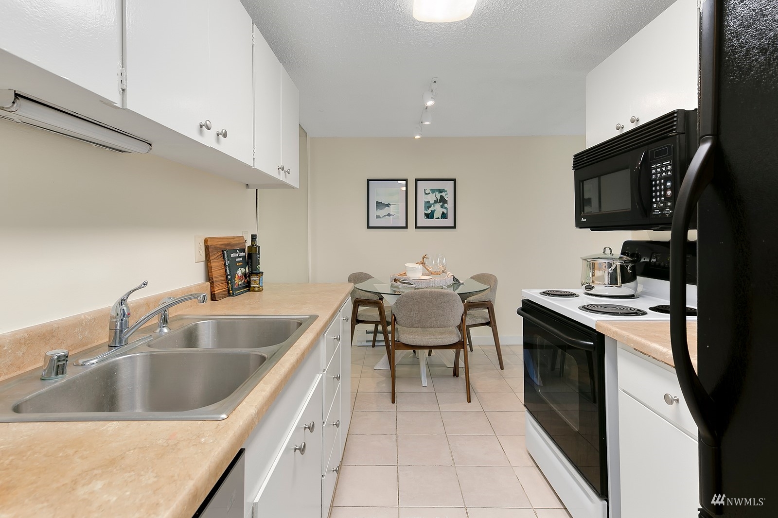 2301 Fairview Avenue E Unit: 108