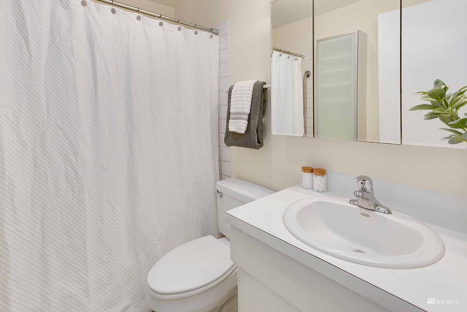 2301 Fairview Avenue E Unit: 108