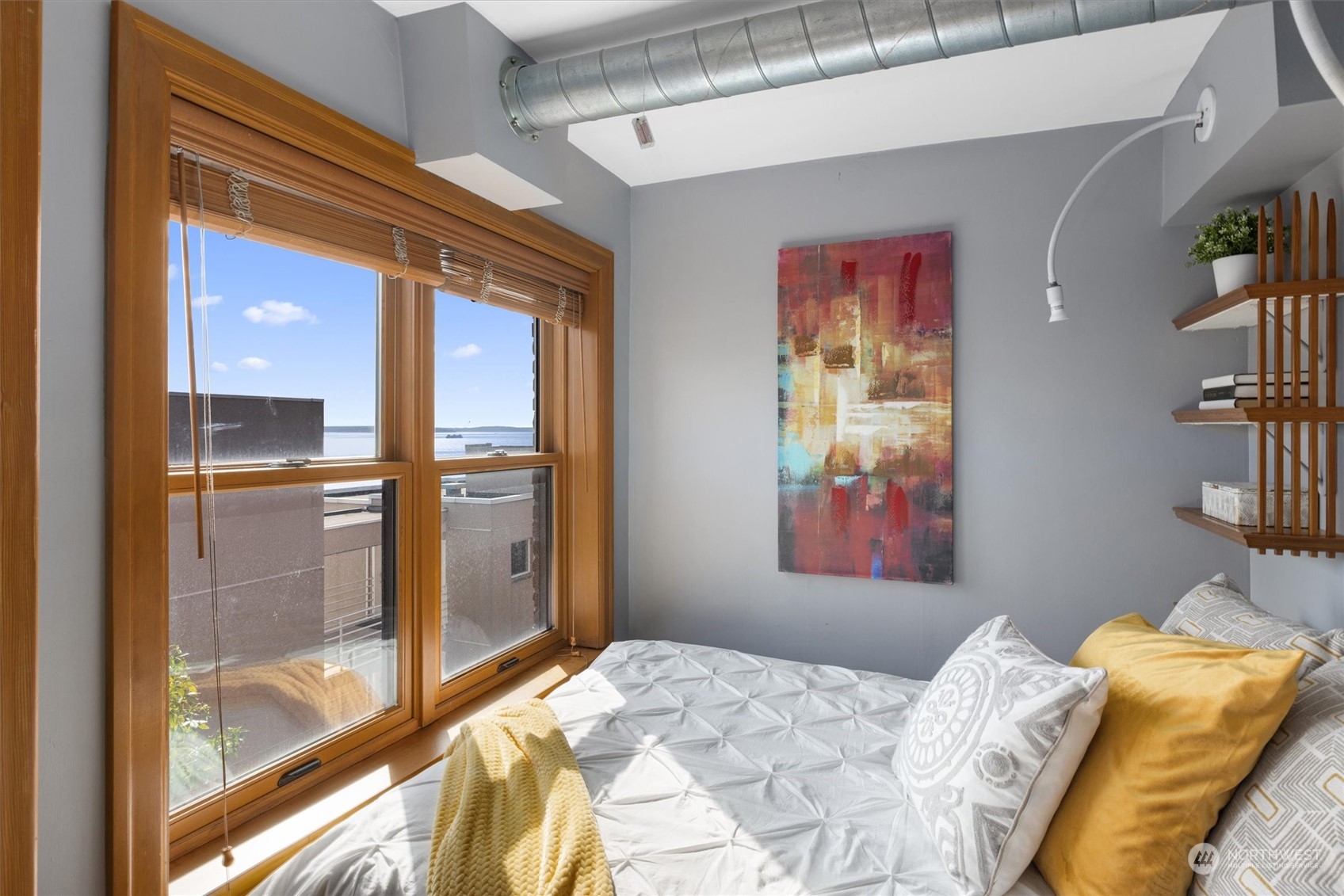 519 W Roy Street Unit: 411