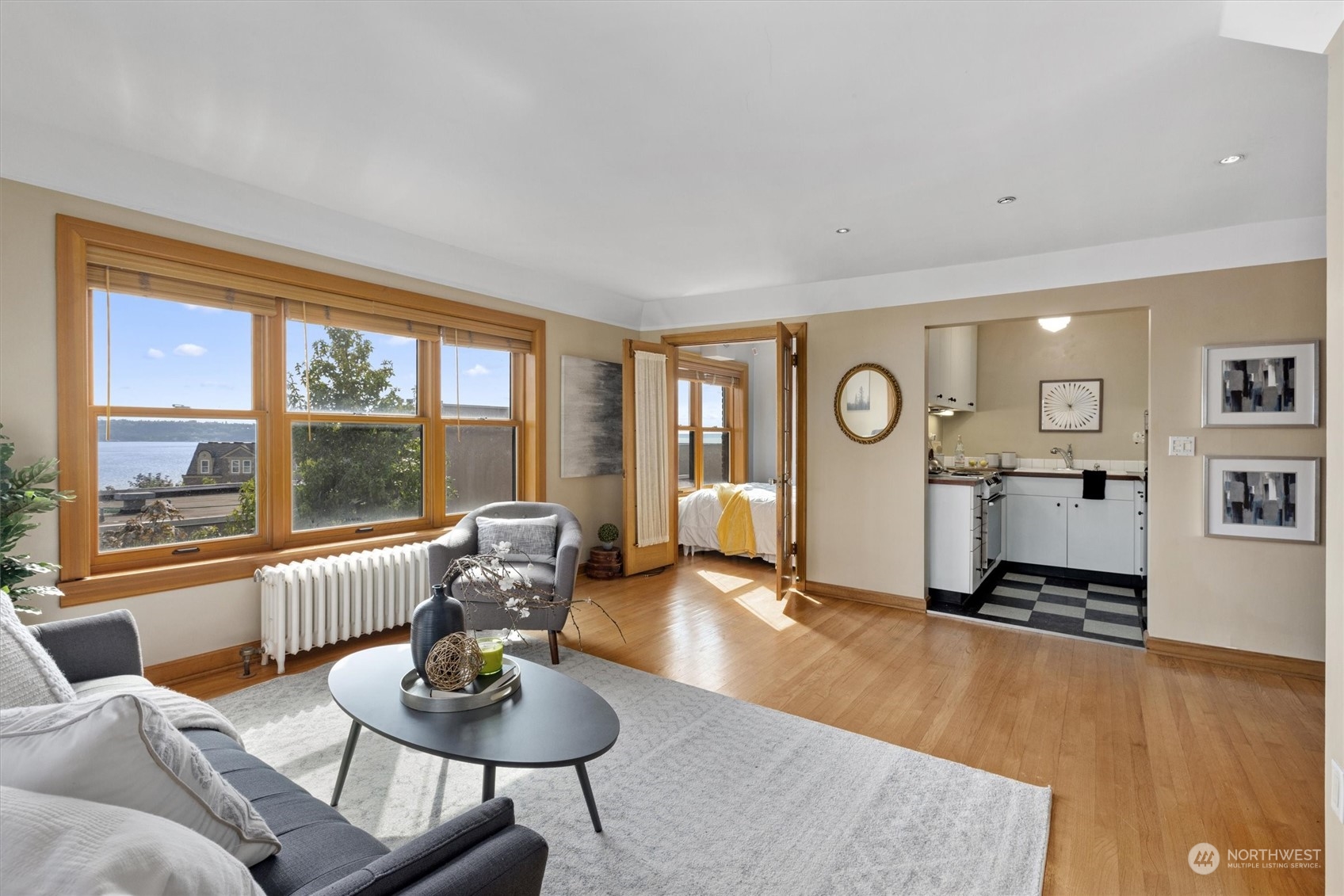 519 W Roy Street Unit: 411