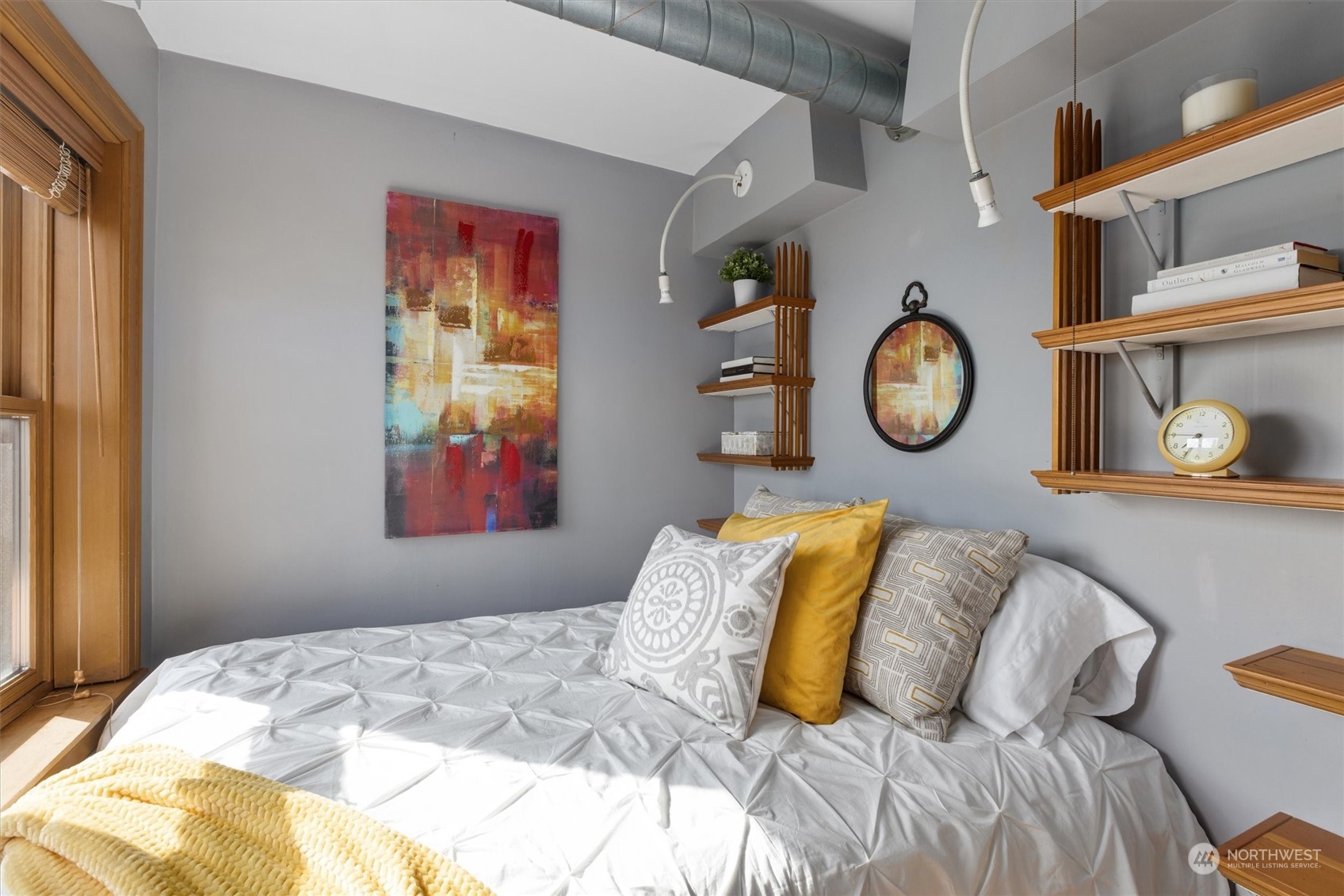519 W Roy Street Unit: 411