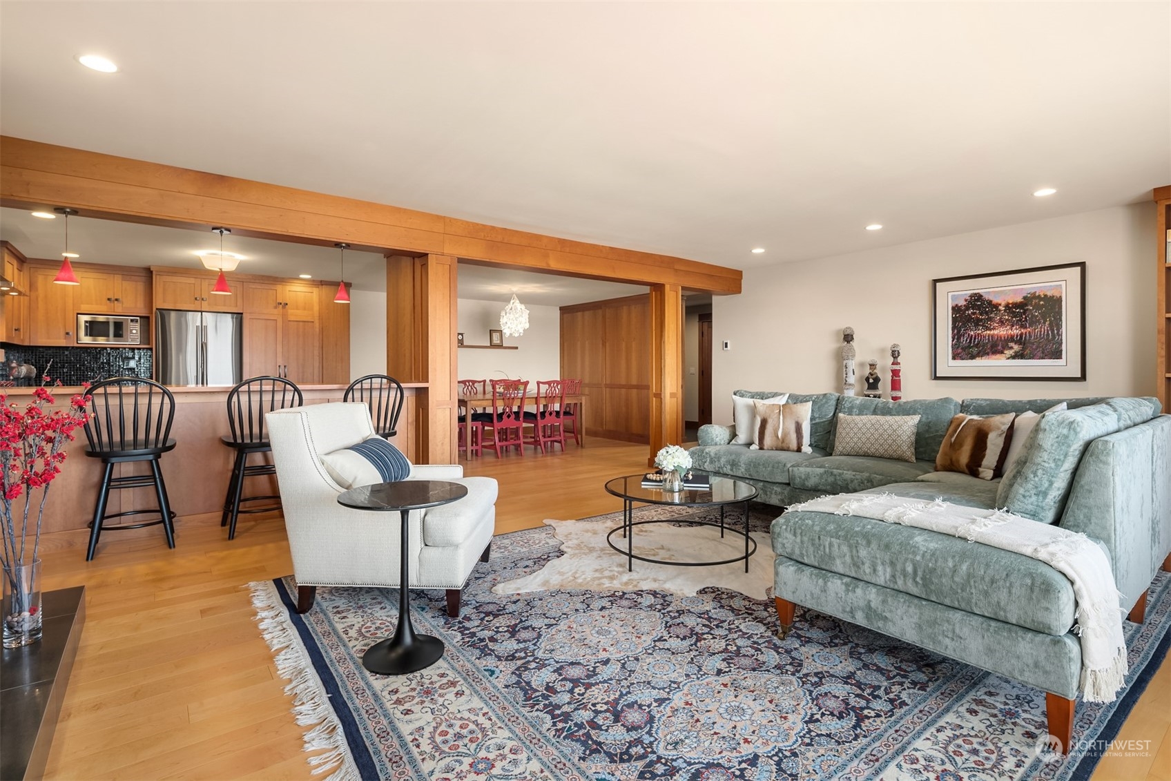 2565 Dexter Avenue N Unit: 302