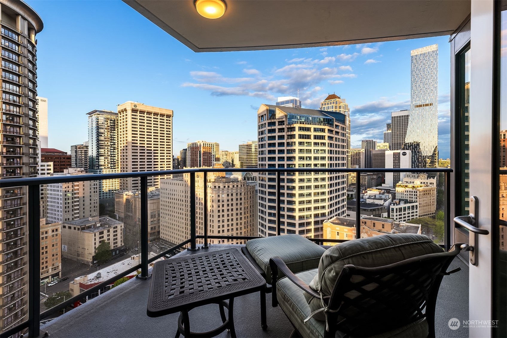 1920 4th Avenue #2105