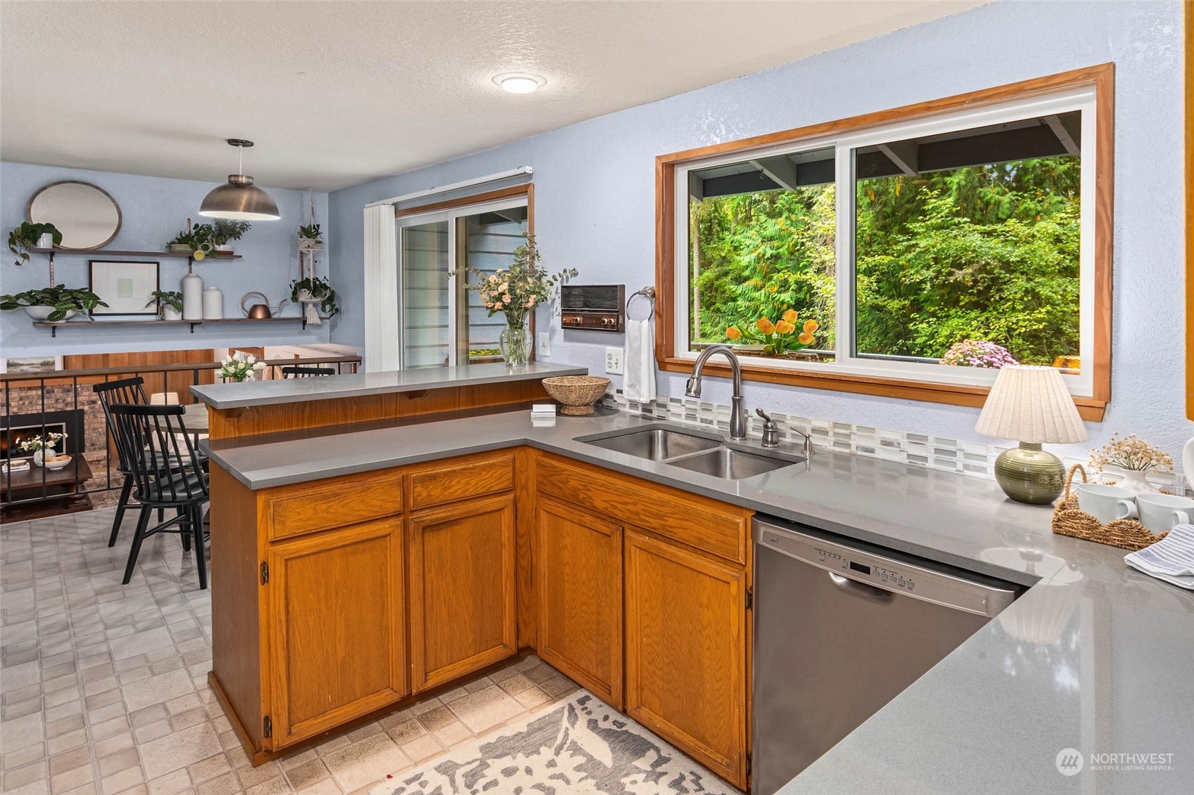 23915 NE 43rd Street , -8422