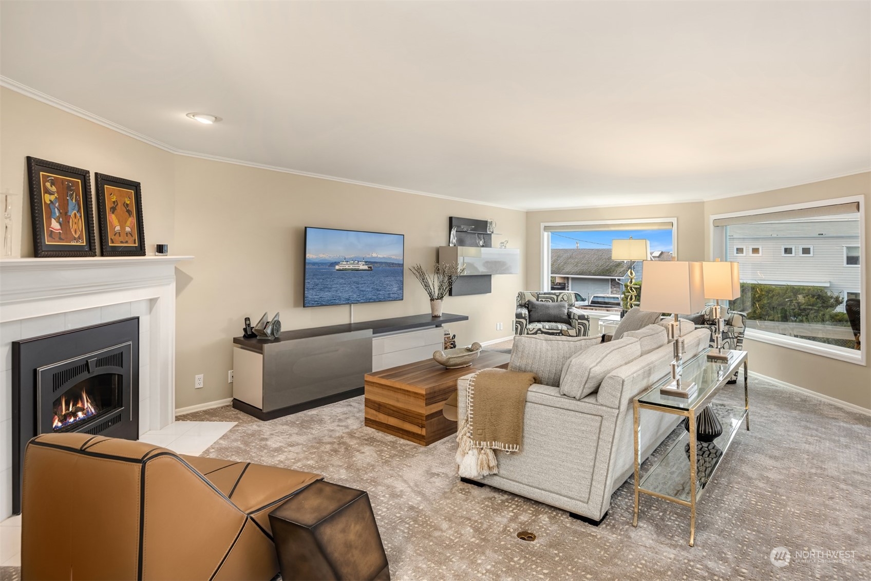 135 2nd Avenue N #102